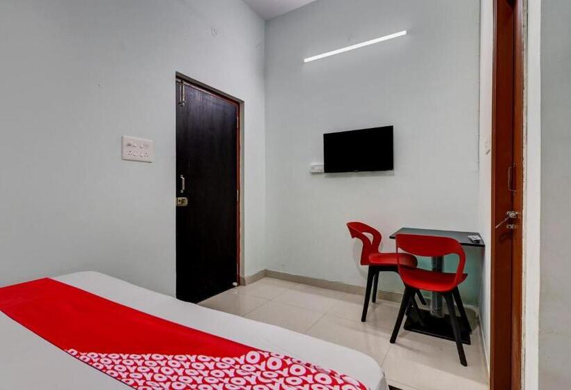 Simrey Hotel & Rooms