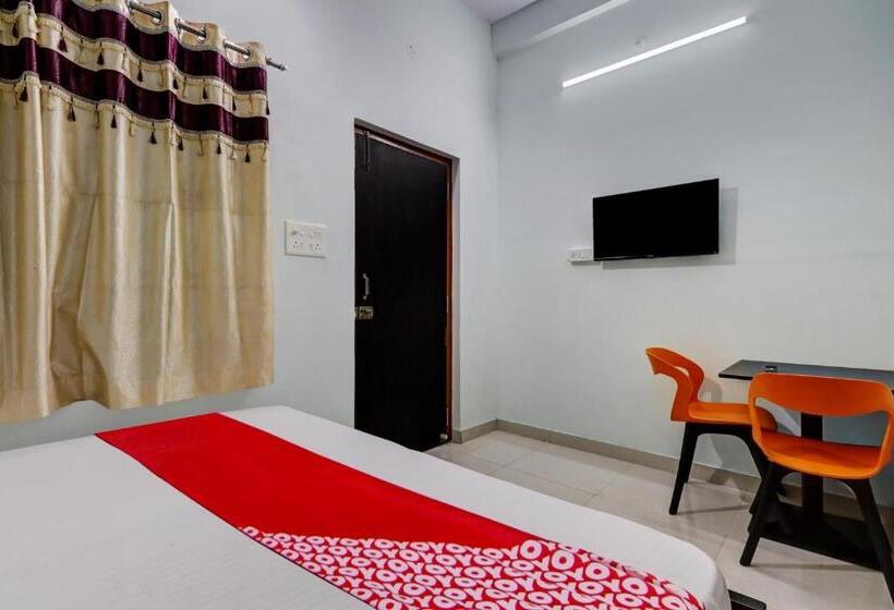 Simrey Hotel & Rooms