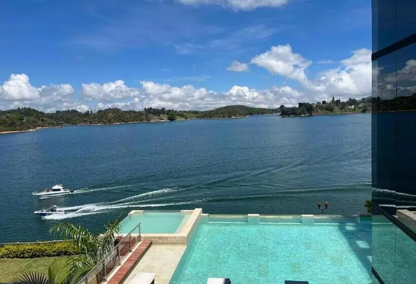 Vivanti Resort