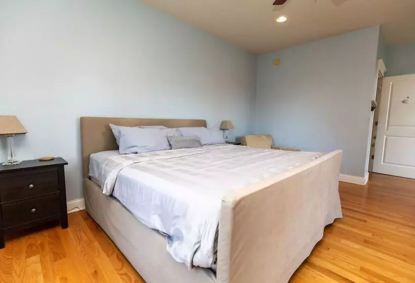 Retkeilymaja Furness Mansion