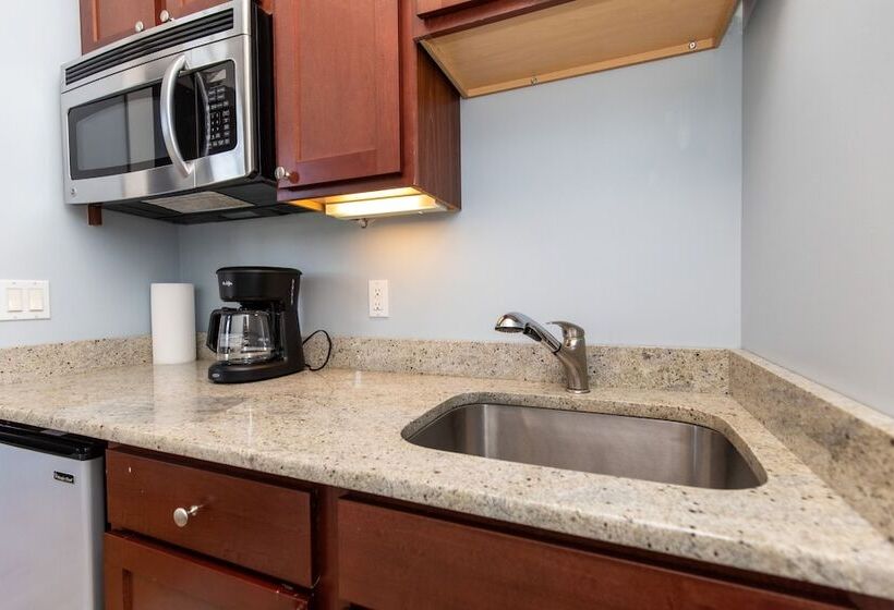 Общежитие Furness Mansion