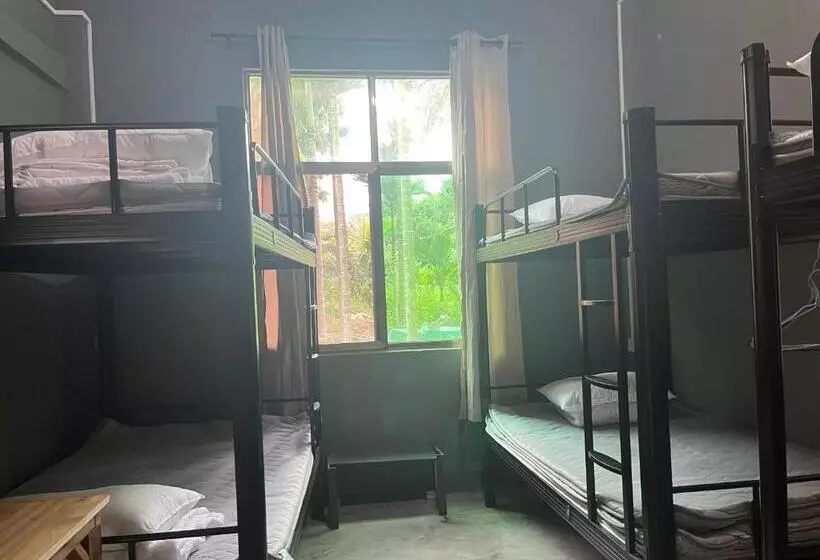 ユースホステル Gar S Homestay