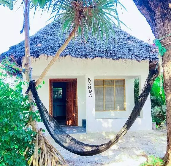 تختخواب و صبحانه Bwejuu Garden View Bungalows