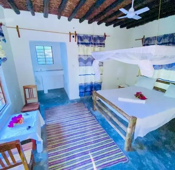 تختخواب و صبحانه Bwejuu Garden View Bungalows