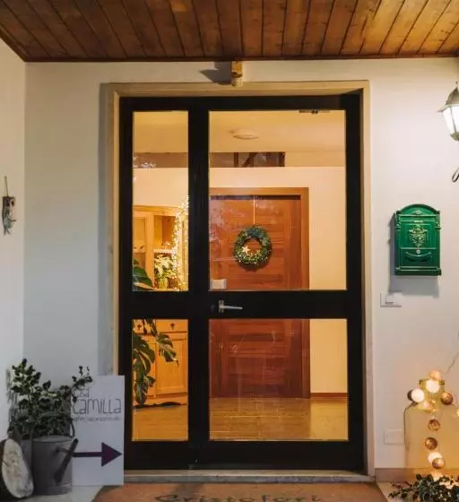 Aamiaismajoitus (B&B) Casa Camilla