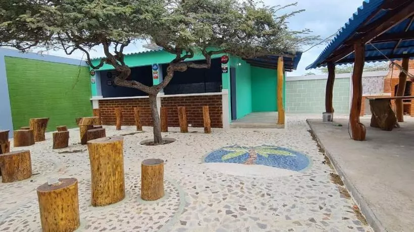 هتل Auritachon Hostal