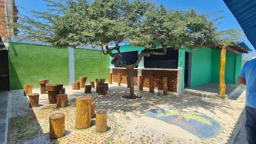هتل Auritachon Hostal