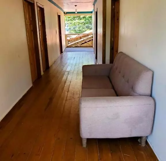 هتل Caribbean Inn