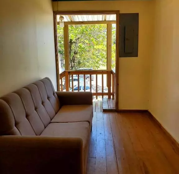 هتل Caribbean Inn