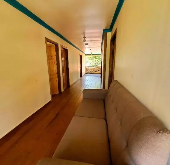 هتل Caribbean Inn