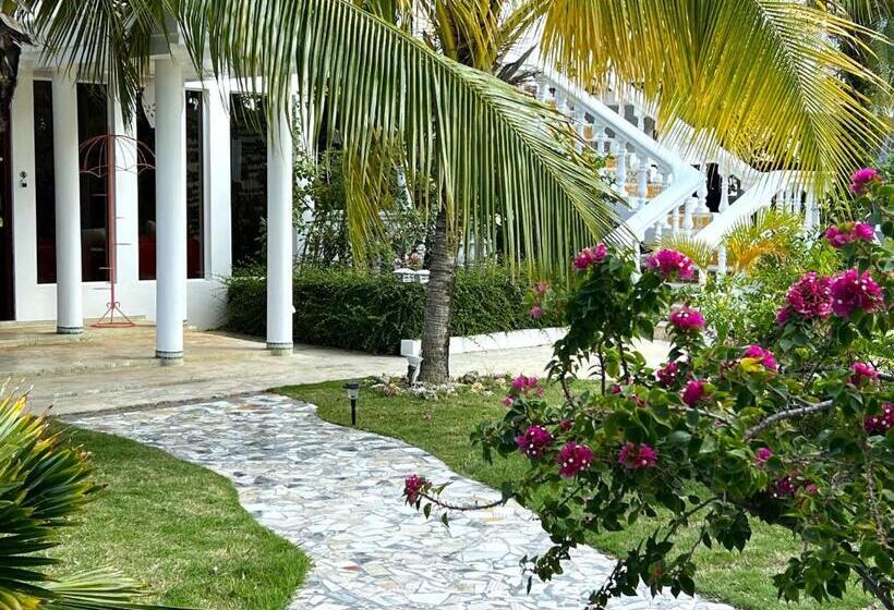 هتل Casita #2 Apt Style 2 Br, 2 Bath At Casablanca