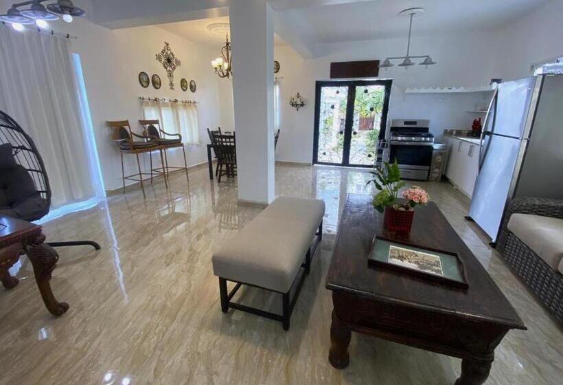 هتل Casita #2 Apt Style 2 Br, 2 Bath At Casablanca