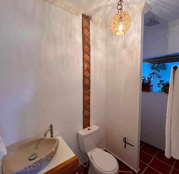 호텔 Colonial Beach Airport