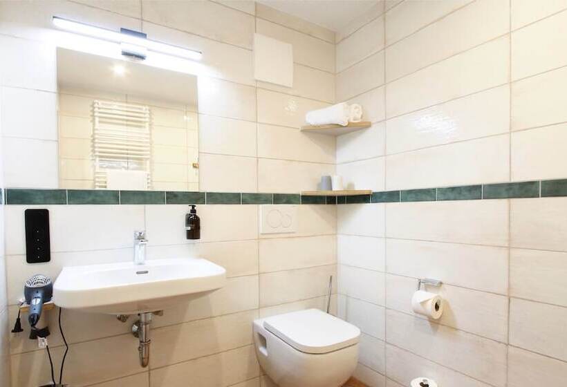 בית מלון כפרי Gasthof Krone Fladungen