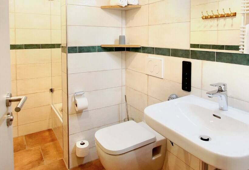 בית מלון כפרי Gasthof Krone Fladungen