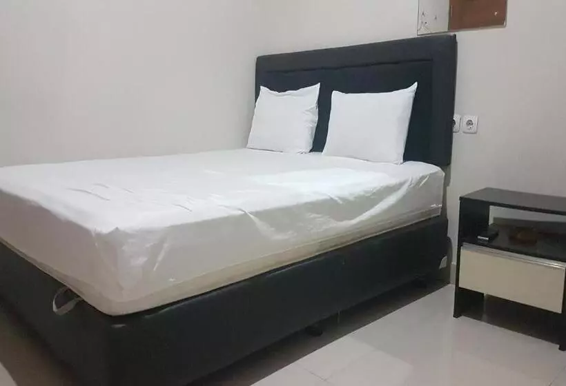 Hotel Oyo 93360 Wisma Subur