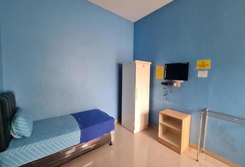 Szálloda Oyo 93360 Wisma Subur