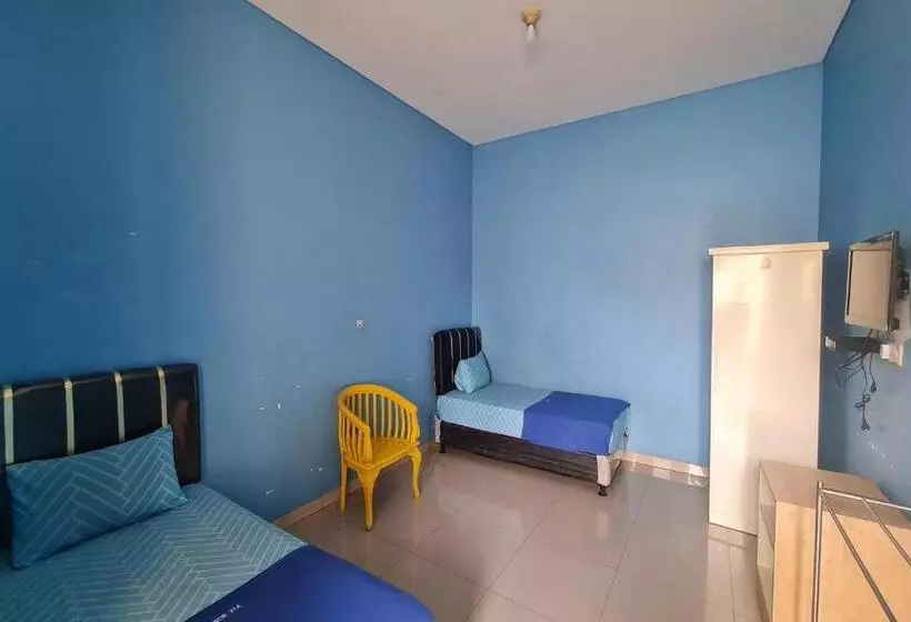 Hotel Oyo 93360 Wisma Subur