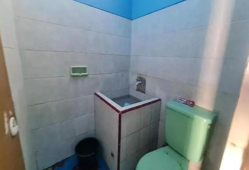 Hotel Oyo 93360 Wisma Subur