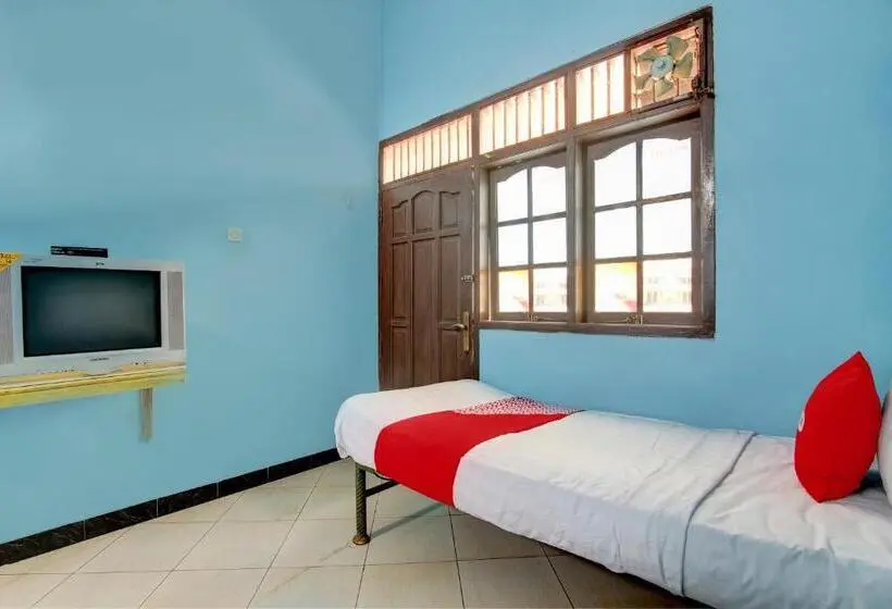 Hotel Oyo 93360 Wisma Subur