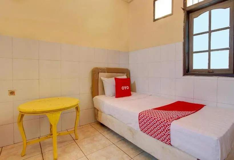 Hotel Oyo 93360 Wisma Subur