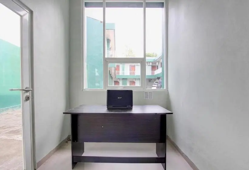 Hotel Oyo 93360 Wisma Subur