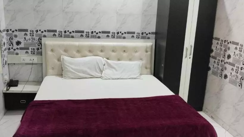 هتل Oyo Flagship Vimal Paradise