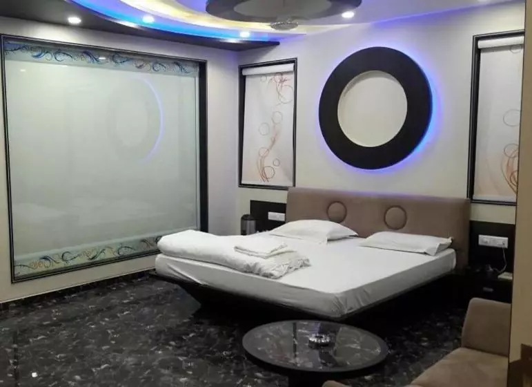 هتل Pearl Palace Rajkot