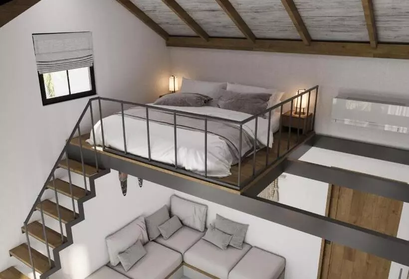 ホテル Sarang Apartments By Evdekimi Ubud