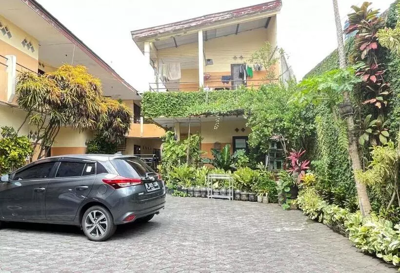Hotel Spot On 93398 Sudimoro Guest House