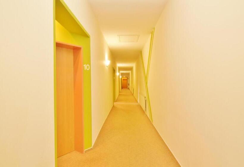 فندق & Restaurant Heidekrug In Pinneberg