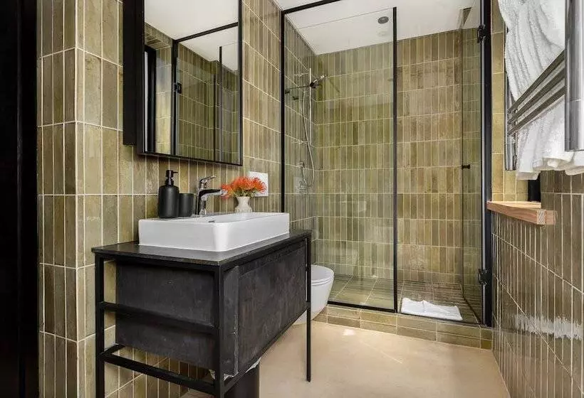 Neighbourgood 84 Harrington