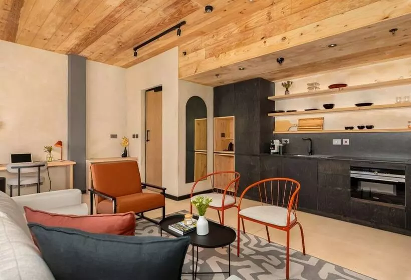 Neighbourgood 84 Harrington