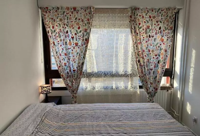 ペンション Chambre à Côté Du Stade Arena La Défense Paris