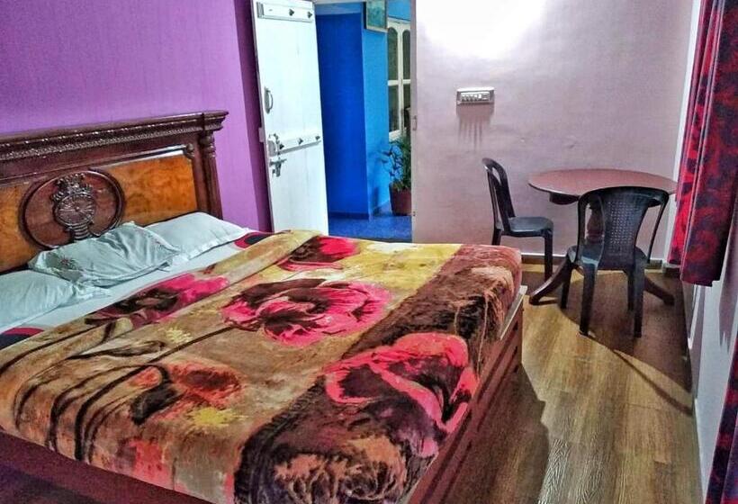 Пансион Corner Retreat