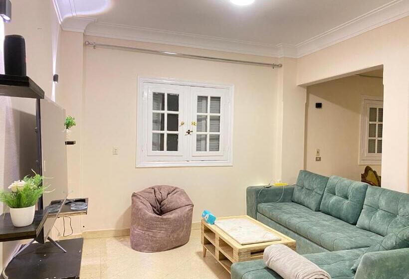 پانسیون Cozy House