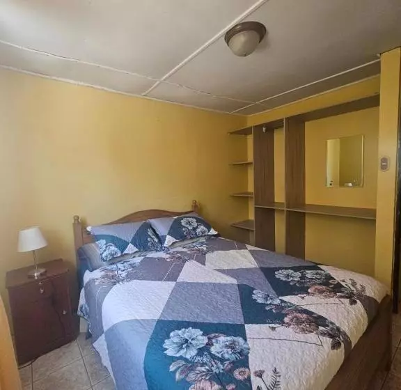 Majatalo Hostal Casa Los Duendes