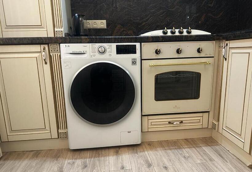 膳宿费 Rose Villa Guest House