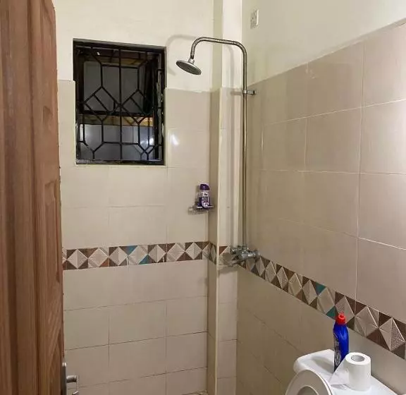 تختخواب و صبحانه Bantu Homes