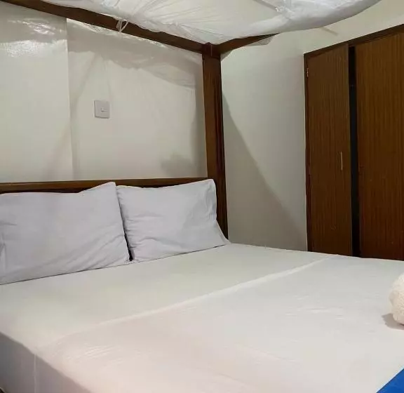 تختخواب و صبحانه Bantu Homes