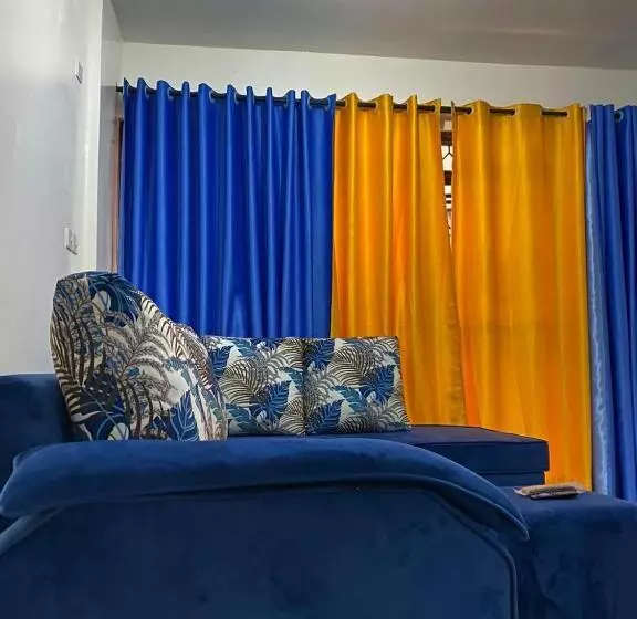 تختخواب و صبحانه Bantu Homes