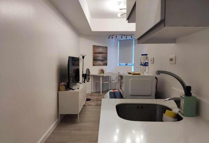 Bed and Breakfast Big Balcony   Relaxing Condo In San Fernando