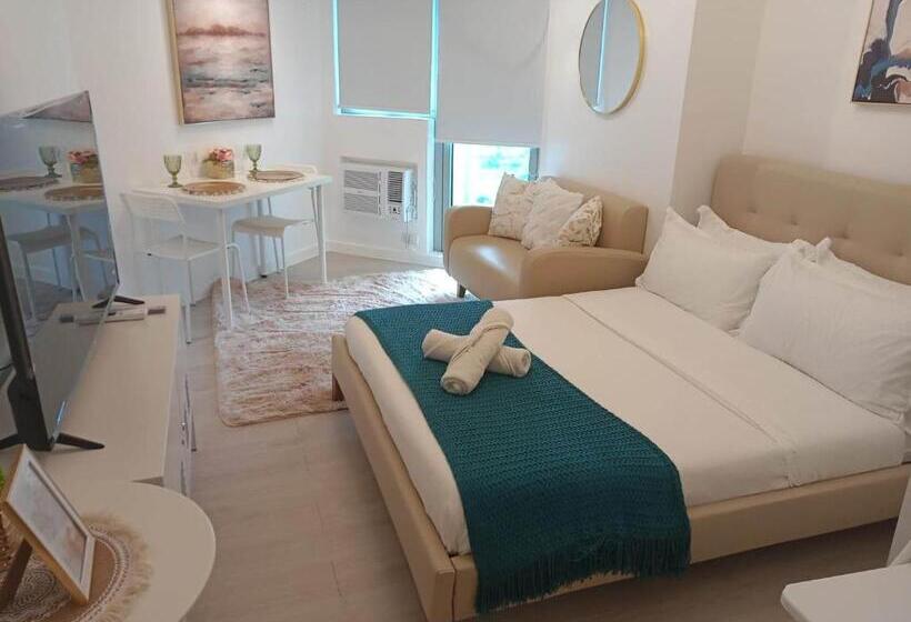 Bed and Breakfast Big Balcony   Relaxing Condo In San Fernando