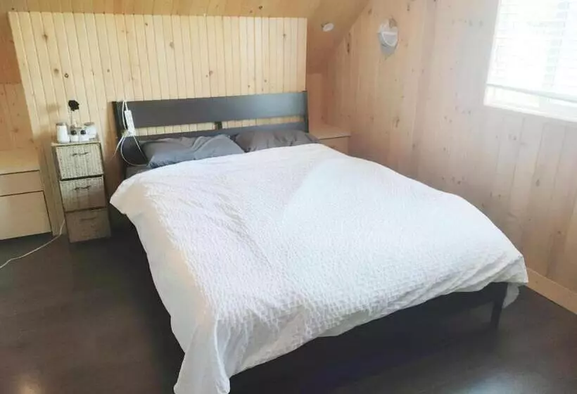تختخواب و صبحانه Happy Room In Richmond, Close To Airport