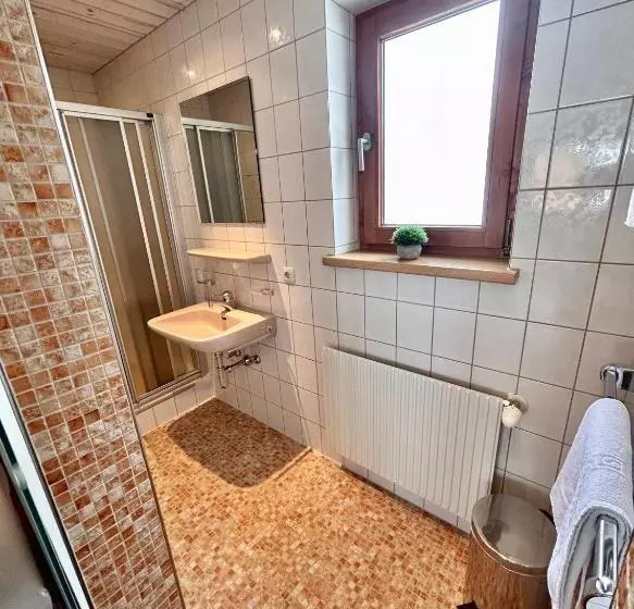 Aamiaismajoitus (B&B) Haus Wallis By Stayfritz   Ski In Ski Out Zimmer  Garni  Am Arlberg