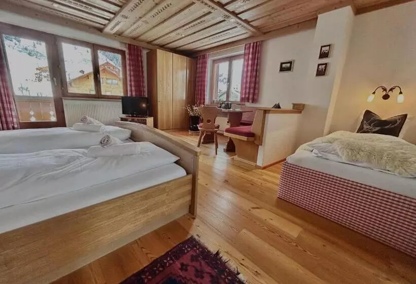 Aamiaismajoitus (B&B) Haus Wallis By Stayfritz   Ski In Ski Out Zimmer  Garni  Am Arlberg