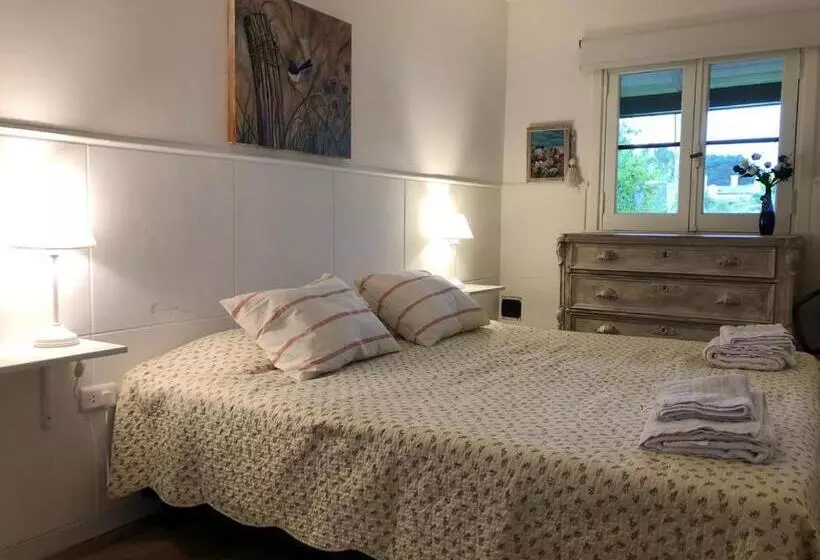 Aamiaismajoitus (B&B) La Elena