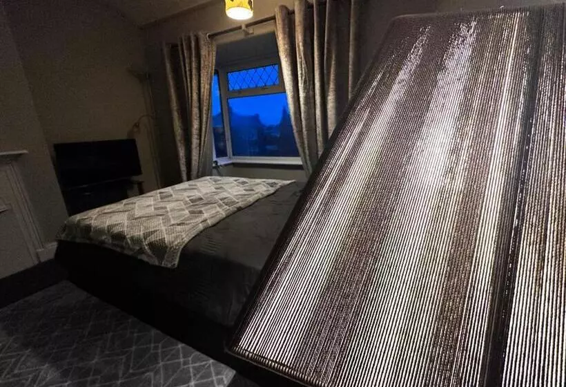 Aamiaismajoitus (B&B) Preston S Long Stay Accommodation