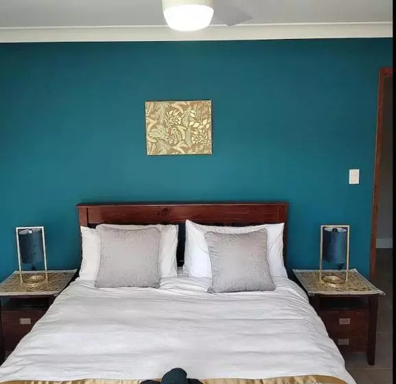 Aamiaismajoitus (B&B) Three Palms