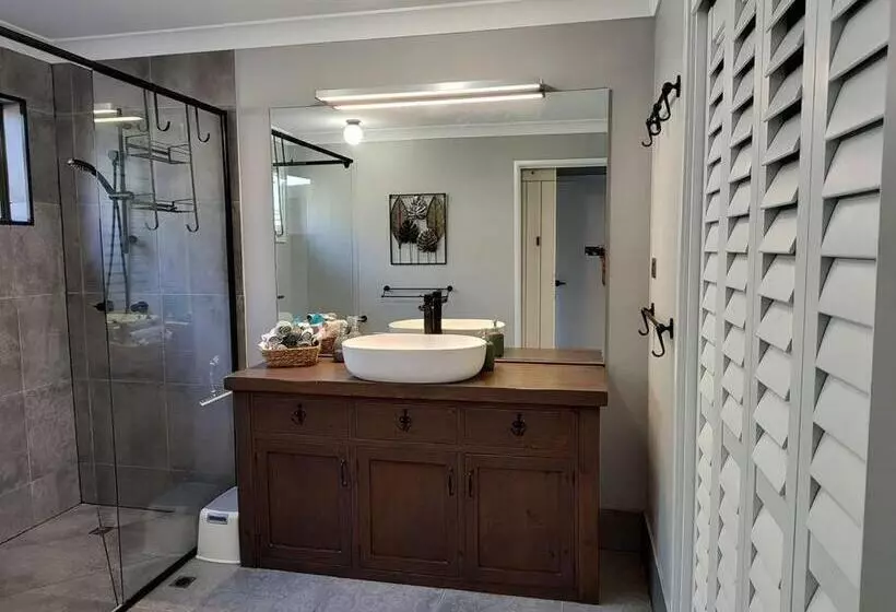 Aamiaismajoitus (B&B) Three Palms